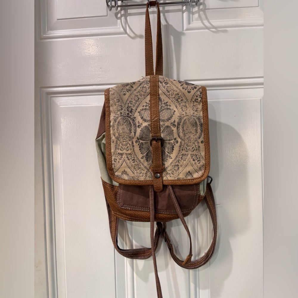 Myra Multicolor Women's Backpack with Leather Details